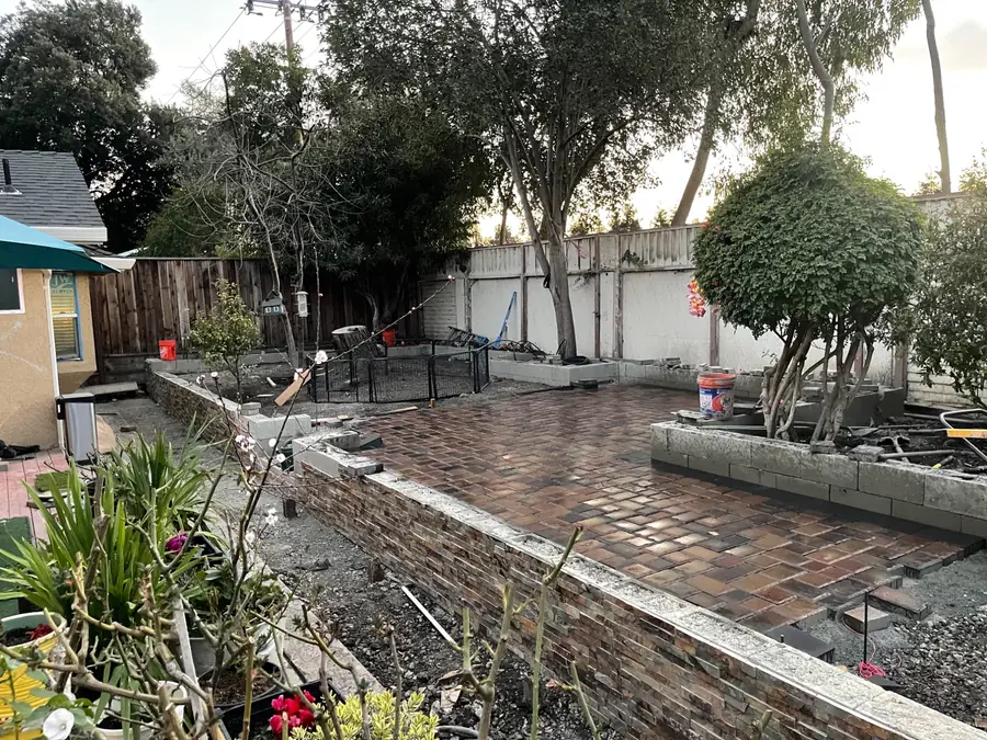 Agosto Landscape & Construction Inc project photo 5