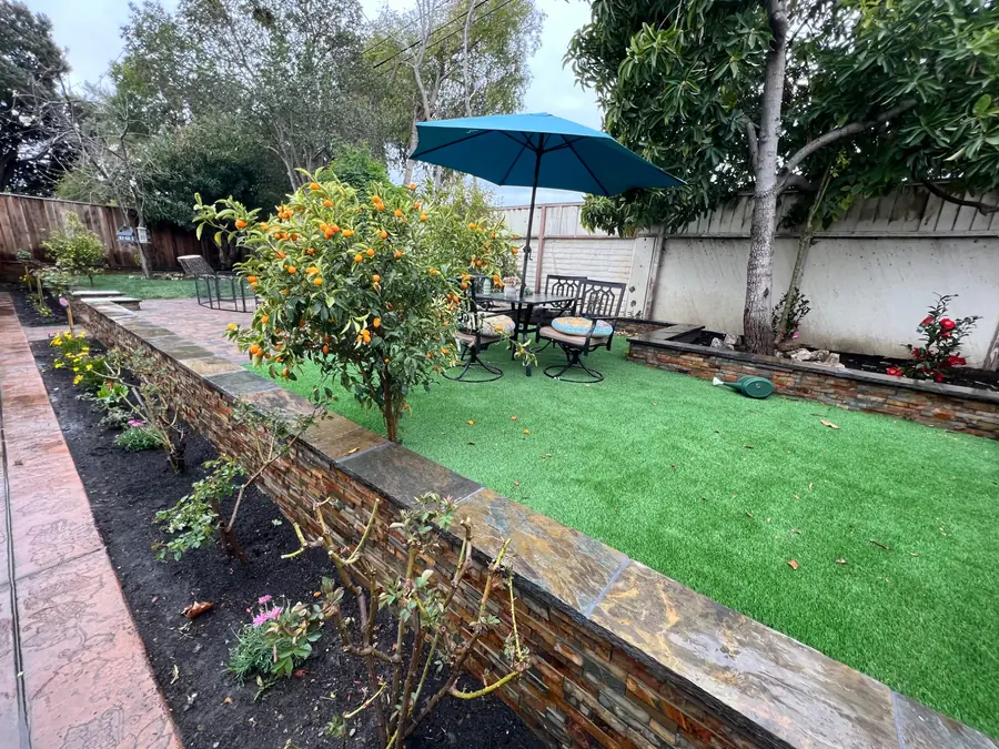 Agosto Landscape & Construction Inc project photo 4